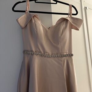 XScape women’s dress